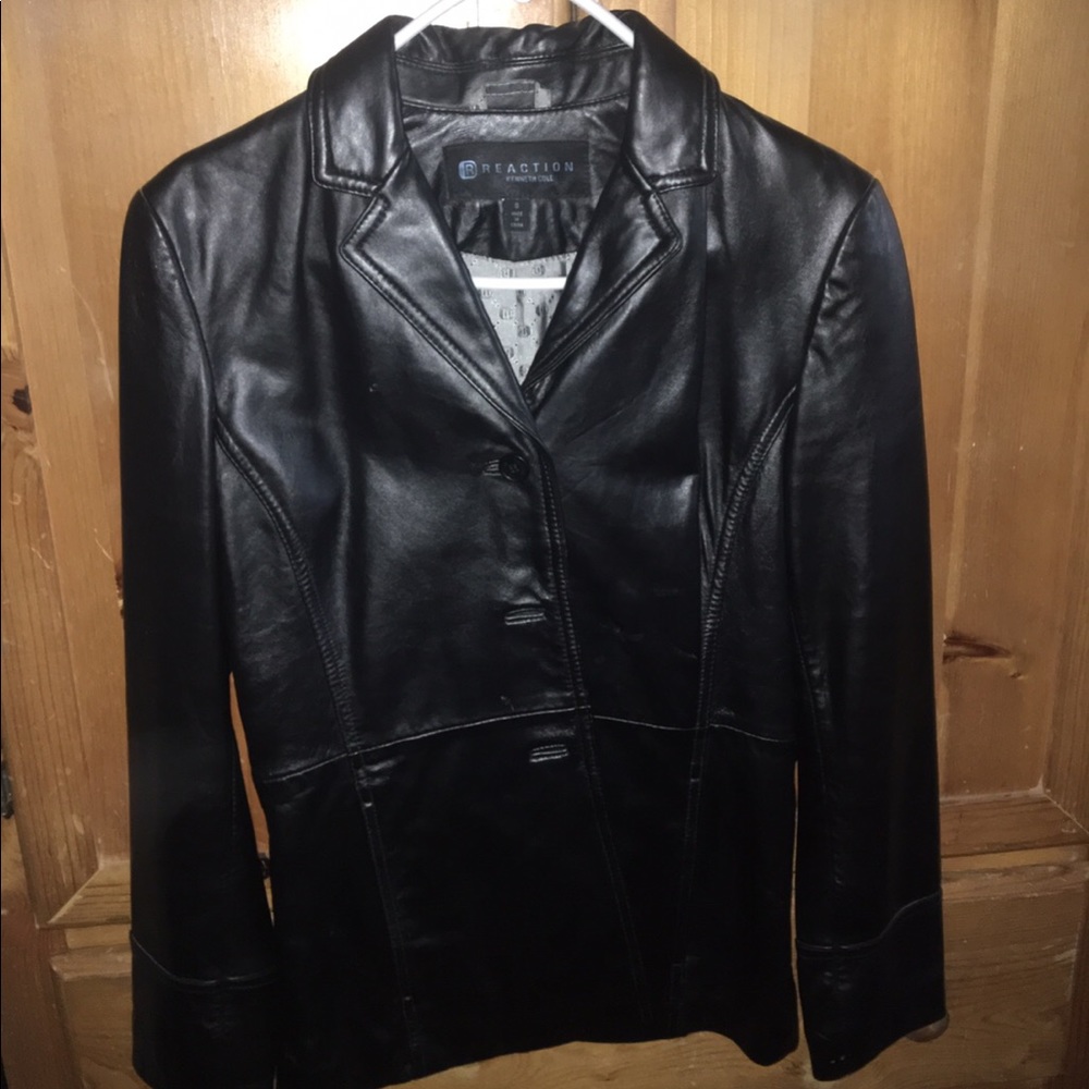 Leather jacket in size small Kenneth Cole